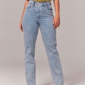 Abercrombie & Fitch Curve Love Straight Leg